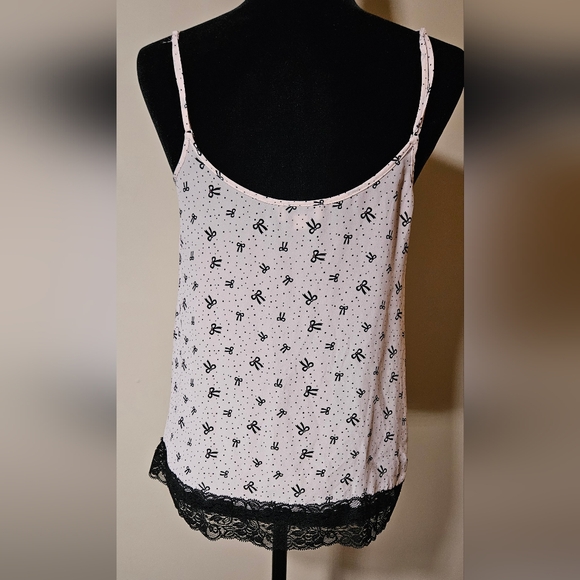 5/30$ Smart Set Coquette baby pink black bow lace trim cute cami top - Picture 3 of 5